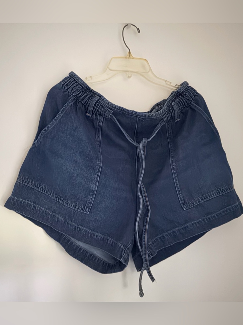 Time and Tru denim drapey utility shorts - medium wash XL